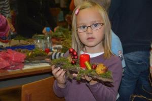 b_800_600_0_00_images_stories_Novice_2013_Izdelovanje_adventnih_venckov_v_Smarju_Sapu_7