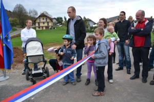 b_800_600_0_00_images_stories_Novice_2013_Otvoritev_izgradnje_kanalizacijskega_sistema_v_Paradiscu_3