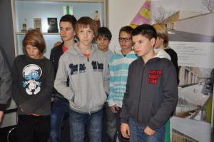 b_800_600_0_00_images_stories_Novice_2013_Ucenci_Osnovne_sole_Brinje_Grosuplje_obiskali_obcinsko_upravo_4