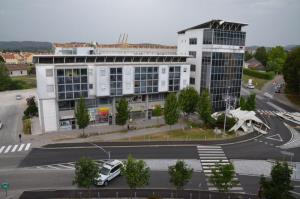 b_800_600_0_00_images_stories_Novice_2013_Orkanski_veter_v_Grosupljem_odkrival_strehe_in_podiral_drevesa_9f