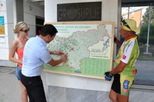 b_800_600_0_00_images_stories_Novice_2013_211_lipovih_listov_za_zeleno_Slovenijo_8