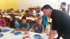 b_800_600_0_00_images_stories_Novice_2013_Otroci_letujejo_na_Debelem_rticu_3