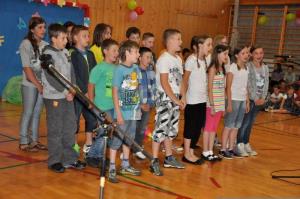 b_800_600_0_00_images_stories_Novice_2013_Praznovanje_10_letnice_Podruznicne_sole_St_Jurij_9g
