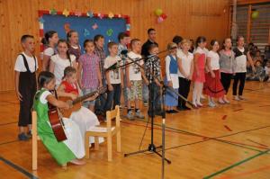 b_800_600_0_00_images_stories_Novice_2013_Praznovanje_10_letnice_Podruznicne_sole_St_Jurij_9h