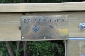 b_800_600_0_00_images_stories_Novice_2013_Otvoritev_povezovalnega_plocnika_med_prijateljskima_obcinama_Skofljica_in_Grosuplje_9h