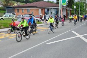 b_800_600_0_00_images_stories_Novice_2013_15_kolesarski_maraton_treh_obcin_9zi