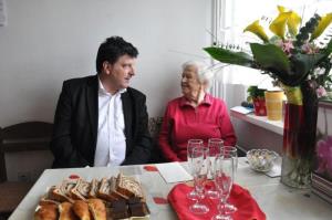 b_800_600_0_00_images_stories_Novice_2013_Nasa_obcanka_Anna_Gerzelj_praznovala_103_rojstni_dan_2