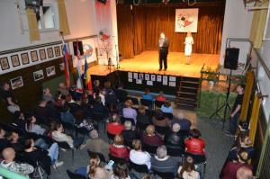 b_800_600_0_00_images_stories_Novice_2013_9_mednarodni_festival_SloFolk_2013_4