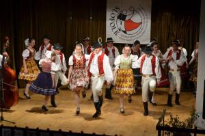 b_800_600_0_00_images_stories_Novice_2013_9_mednarodni_festival_SloFolk_2013_9h