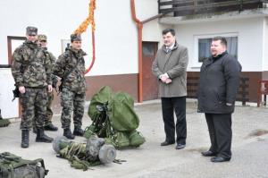b_800_600_0_00_images_stories_Novice_2013_Pohod_Slovenske_vojske_po_nasi_obcini_2