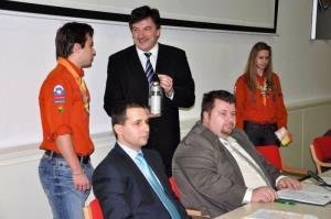 b_800_600_0_00_images_stories_Novice_2012_december_15._redna_seja_Obcinskega_sveta_Obcine_Grosuplje_2