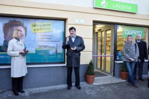 b_800_600_0_00_images_stories_Novice_2012_december_Otvoritev_lekarne_Kosobrin_4