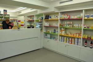 b_800_600_0_00_images_stories_Novice_2012_december_Otvoritev_lekarne_Kosobrin_9b