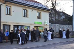 b_800_600_0_00_images_stories_Novice_2012_december_Otvoritev_lekarne_Kosobrin_9c