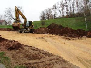 b_800_600_0_00_images_stories_Novice_2012_november_Novo_parkirisce_pri_Zdravstvenem_domu_Grosuplje_2