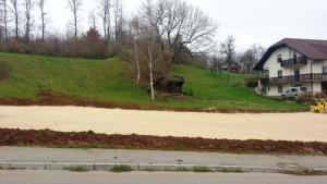 b_800_600_0_00_images_stories_Novice_2012_november_Novo_parkirisce_pri_Zdravstvenem_domu_Grosuplje_5