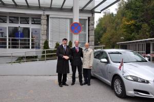 b_800_600_0_00_images_stories_Novice_2012_oktober_Obisk_veleposlanika_Zdruzenega_kraljestva_Velike_Britanije_in_Severne_Irske_3