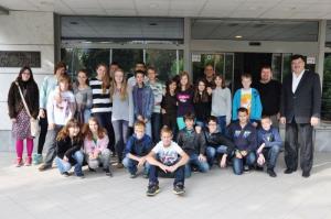 b_800_600_0_00_images_stories_Novice_2012_oktober_Ucenci_Osnovne_sole_Brinje_Grosuplje_obiskali_obcinsko_upravo_9