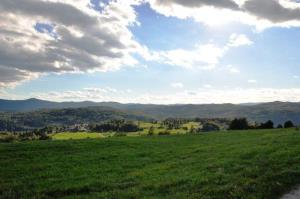 b_800_600_0_00_images_stories_Novice_2012_oktober_Zupan_dr._Peter_Verlic_in_direktor_obcinske_uprave_Dusan_Hocevar_na_Ilovi_Gori_4