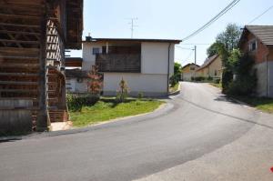 b_800_600_0_00_images_stories_Novice_2012_avgust_Otvoritev_ceste_v_Ponovi_vasi_8