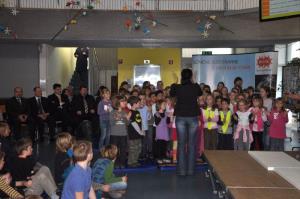 b_800_600_0_00_images_stories_Novice_2012_marec_Otvoritev_soncne_elektrarne_na_Osnovni_soli_Brinje_Grosuplje_9h