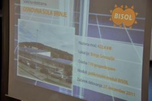 b_800_600_0_00_images_stories_Novice_2012_marec_Otvoritev_soncne_elektrarne_na_Osnovni_soli_Brinje_Grosuplje_9i