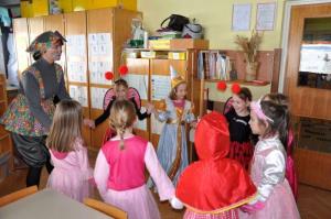 b_800_600_0_00_images_stories_Novice_2012_februar_Pust_-_sirokih_ust_v_VVZ_Kekec_Grosuplje_8