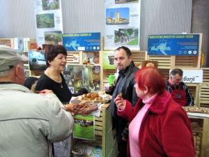 b_800_600_0_00_images_stories_Novice_2012_januar_Predstavitev_Turisticne_zveze_Grosuplje_na_sejmu_Turizem_in_prosti_cas_5