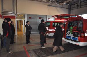 b_800_600_0_00_images_stories_Novice_2012_januar_Predstavniki_Obcine_Velika_Kladusa_obiskali_PGD_Grosuplje_5