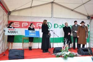 b_800_600_0_00_images_stories_novice_2011-1_december_Otvoritev_nove_trgovine_Spar_Grosuplje_7a