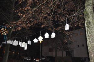b_800_600_0_00_images_stories_novice_2011-1_december_Tradicionalni_pohod_z_luckami_9