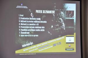 b_800_600_0_00_images_stories_novice_2011-1_september_Seznanitev_vojaskih_obveznikov_z_dolznostmi_in_pravicami_5