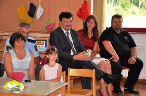 b_800_600_0_00_images_stories_novice_2011-1_september_Sprejem_prvosolcev_9d