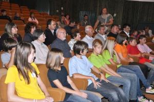 b_800_600_0_00_images_stories_novice_2011-1_julij_Clani_Gledalisca_Hisa_v_Belgiji_3
