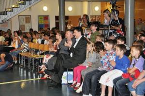 b_800_600_0_00_images_stories_novice_2011-1_junij_Zakljucna_prireditev_Osnovne_sole_Brinje_Grosuplje_3